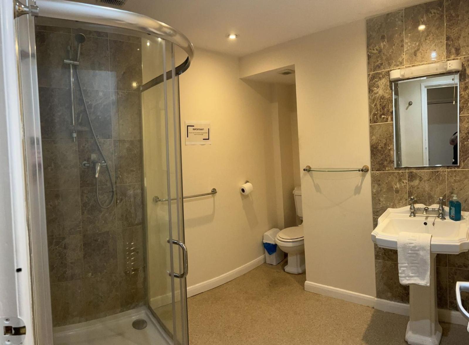 The Rose And Crown Hotel Wisbech Habitación foto